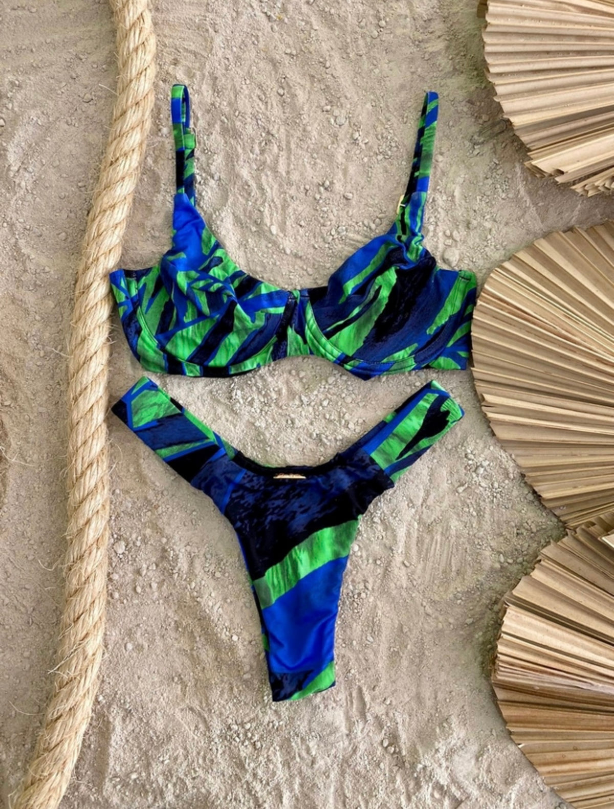 Stamped Polyamide Bikini with Elegant and Soft Structured Top